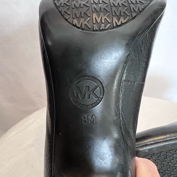 MICHAEL Michael Kors Black High Heels. Size 8. - Picture 10 of 10